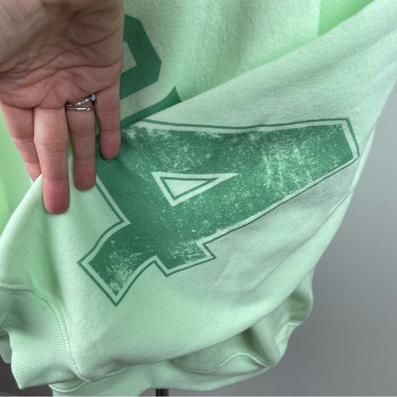Vinyl Icons Lime Green New York Sweatshirt Women Large Comfort Soft New With Tag - Picture 5 of 9
